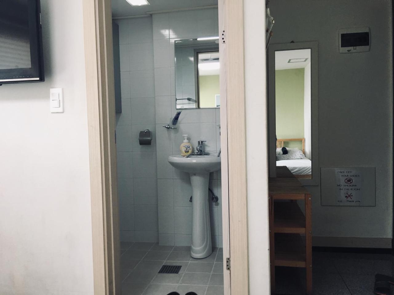 Hongdae Pencil Guesthouse Seoul Luaran gambar