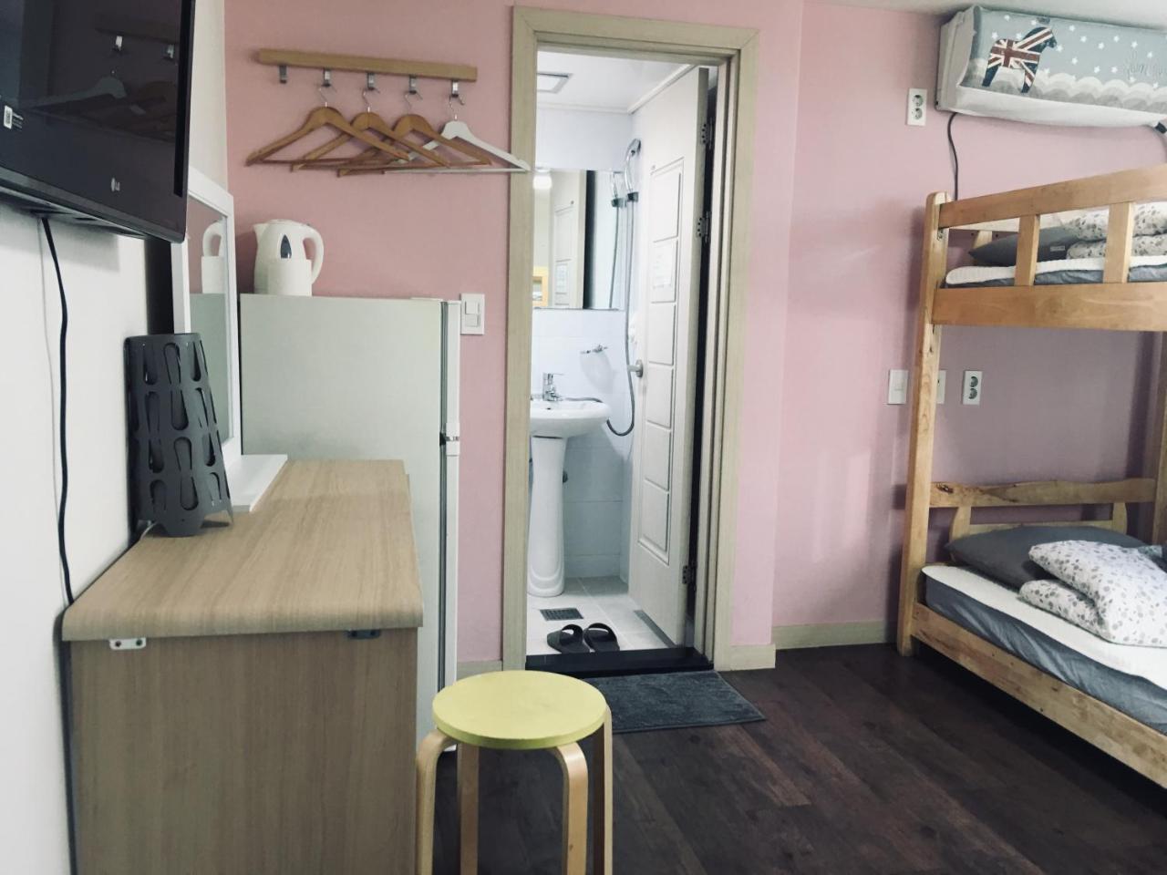 Hongdae Pencil Guesthouse Seoul Luaran gambar